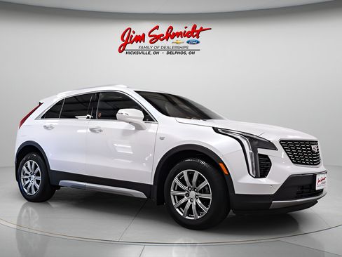 Used 2021 Cadillac XT4 Premium Luxury w/ Sun And Sound Package AWD/4WD image 1