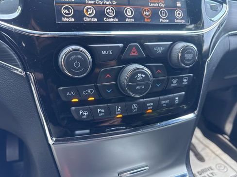 Used 2021 Jeep Grand Cherokee Limited w/ Quick Order Package 28K 80th AWD/4WD image 23