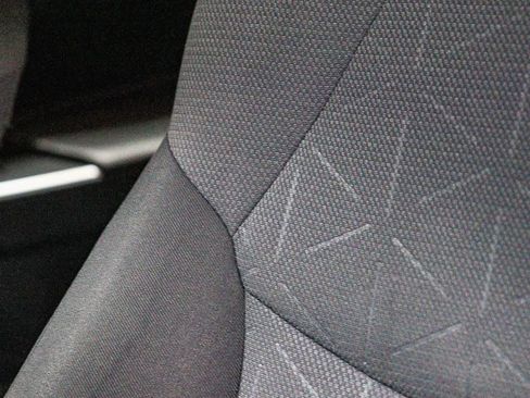 Certified 2019 Toyota RAV4 XLE w/ Convenience Package FWD image 28