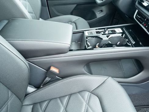 New 2026 Volkswagen Atlas SE FWD image 46