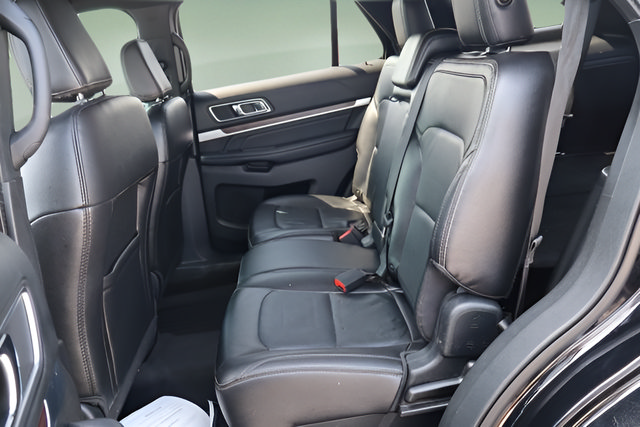 Used 2018 Ford Explorer Limited FWD image 37