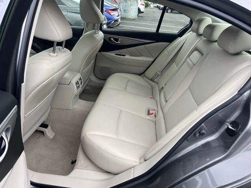 Used 2014 INFINITI Q50 AWD w/ Moonroof Package image 15