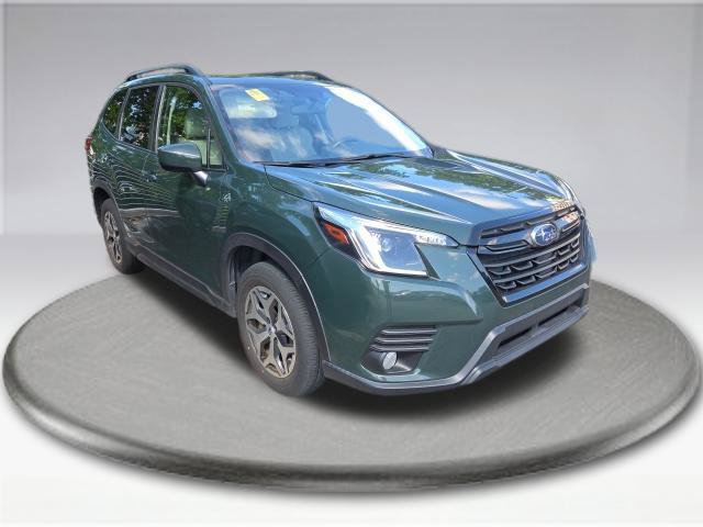 Used 2023 Subaru Forester Premium AWD/4WD image 3