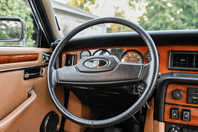 Used 1987 Jaguar XJ6 RWD image 28