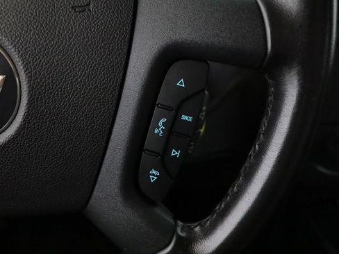 Used 2022 Chevrolet Express 2500 w/ Safety Package RWD image 16