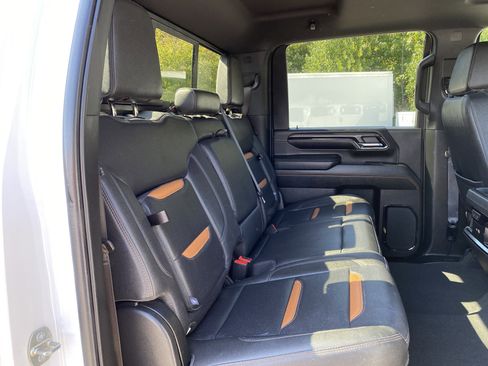 Used 2024 GMC Sierra 2500 AT4 w/ AT4 Premium Plus Package image 39