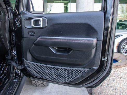 Used 2018 Jeep Wrangler Unlimited Rubicon image 20