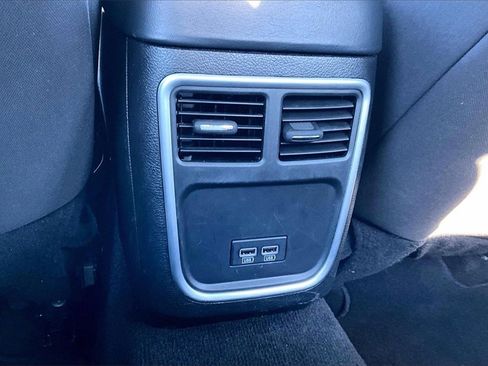 Used 2023 Dodge Charger SXT image 28