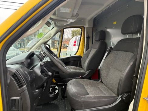 Used 2018 RAM ProMaster 2500 w/ Interior Convenience Group image 23