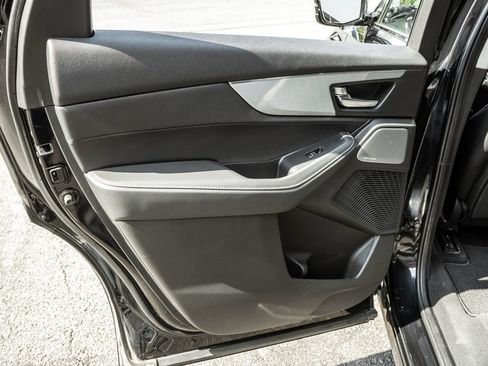 Used 2025 Acura MDX SH-AWD w/ Technology Package image 27