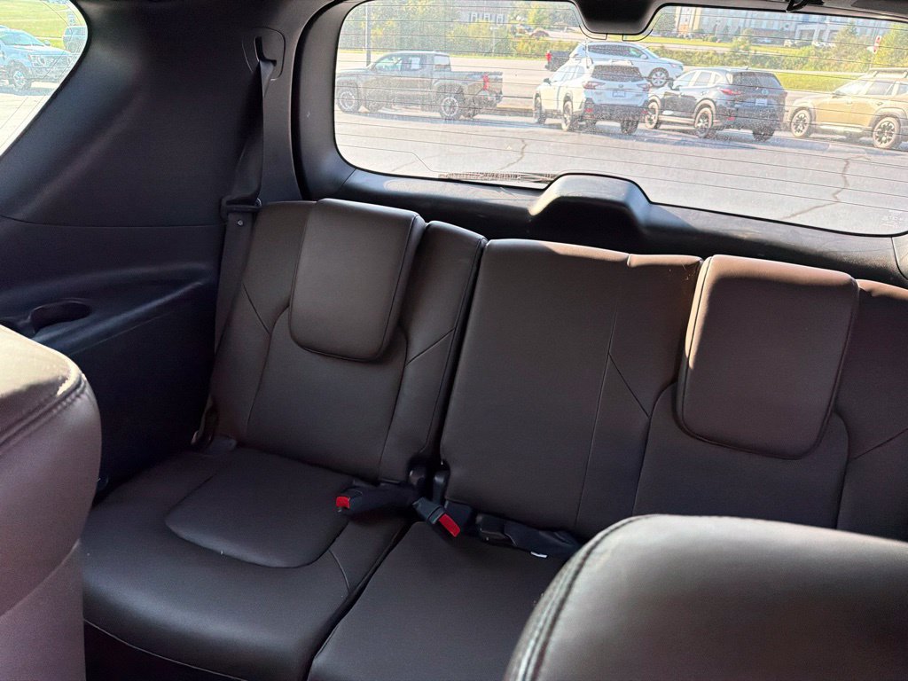 Used 2023 Nissan Armada Platinum w/ Captain's Chairs Package AWD/4WD image 15