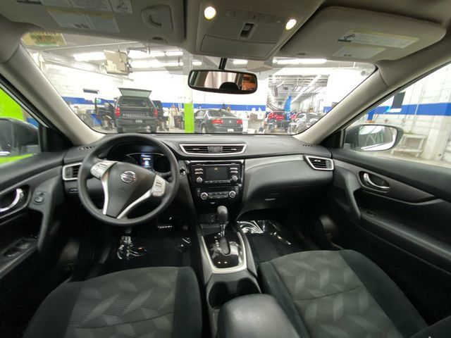 Used 2015 Nissan Rogue SV w/ SV Moonroof Package AWD/4WD image 28