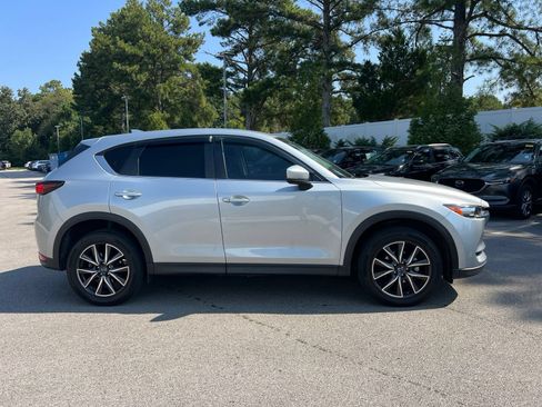 Used 2018 MAZDA CX-5 Touring w/ Preferred Equipment Package FWD image 3