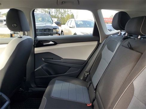 Certified 2025 Volkswagen Taos S image 11