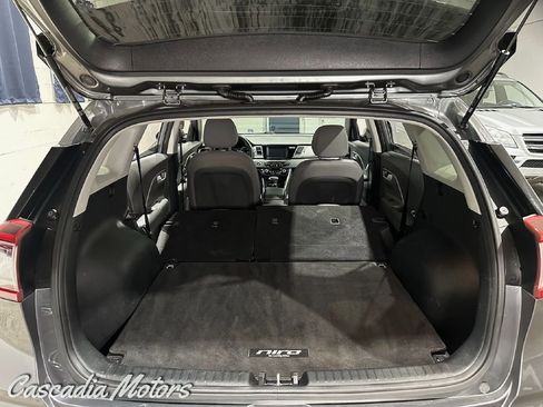 Used 2017 Kia Niro LX FWD image 10