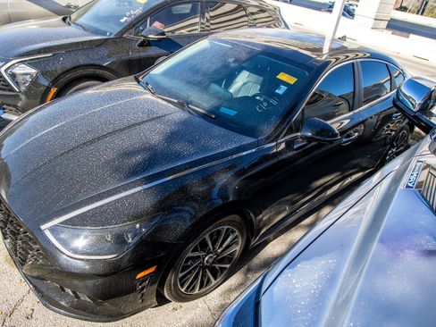 Used 2021 Hyundai Sonata Limited w/ Cargo Package image 10