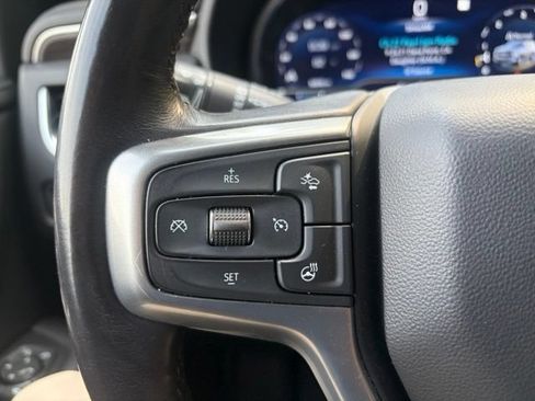 Used 2023 Chevrolet Tahoe Z71 w/ Luxury Package AWD/4WD image 38