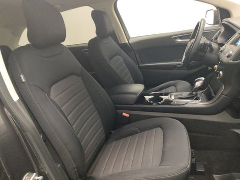 Used 2017 Ford Edge SE FWD image 21