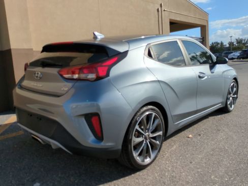 Used 2019 Hyundai Veloster 2.0 Premium image 4