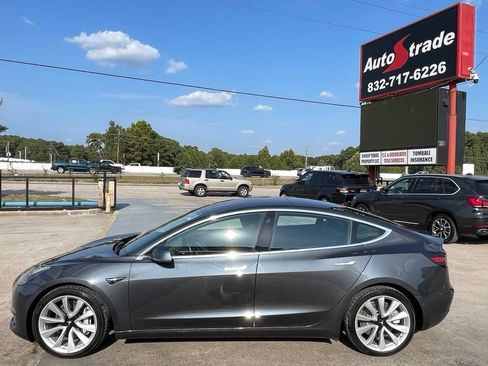 Used 2018 Tesla Model 3 Long Range RWD image 5