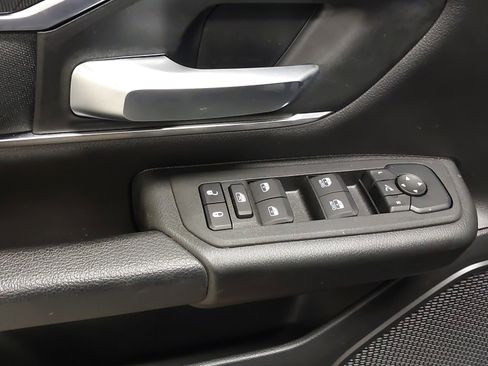 Used 2025 RAM 1500 Big Horn AWD/4WD image 25