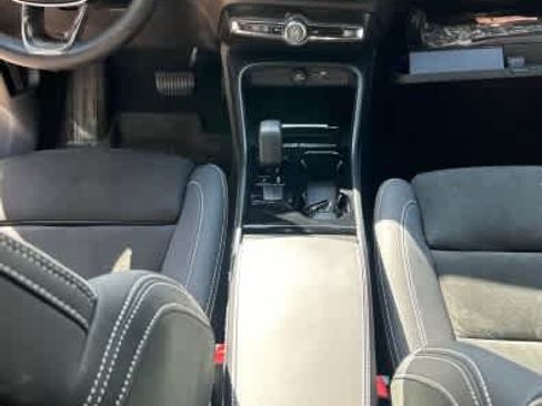Used 2023 Volvo XC40 Recharge Ultimate AWD/4WD image 5