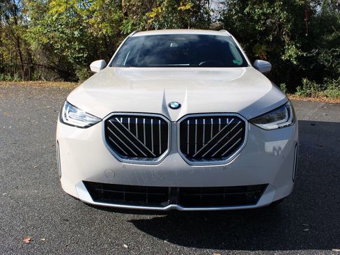 New 2026 BMW X3 xDrive30 image 3