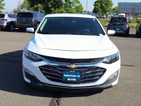 Used 2023 Chevrolet Malibu LT FWD image 3