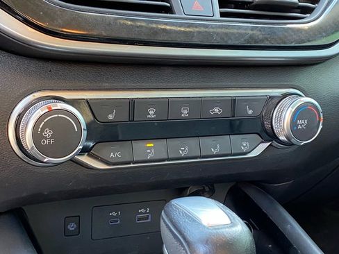 Used 2023 Nissan Altima 2.5 SR w/ SR Premium Package image 12