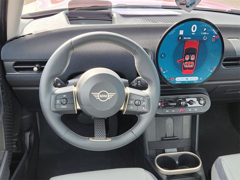 Used 2025 MINI Cooper S image 9