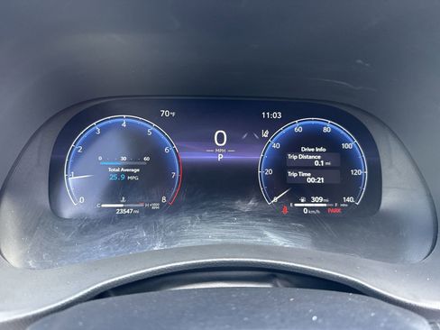 Used 2023 Toyota Highlander Limited image 10