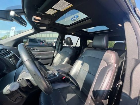 Used 2018 Ford Explorer Sport w/ Equipment Group 401A AWD/4WD image 24
