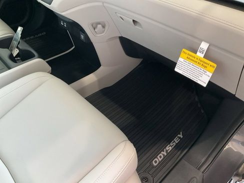 New 2026 Honda Odyssey EX-L image 26