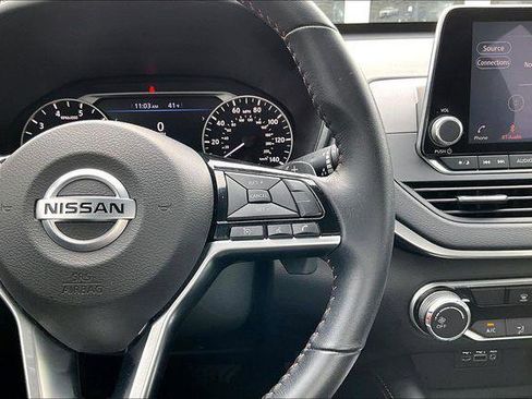 Used 2020 Nissan Altima 2.5 SR image 13