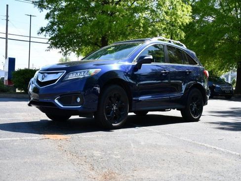 Used 2017 Acura RDX AWD w/ Advance Package image 3