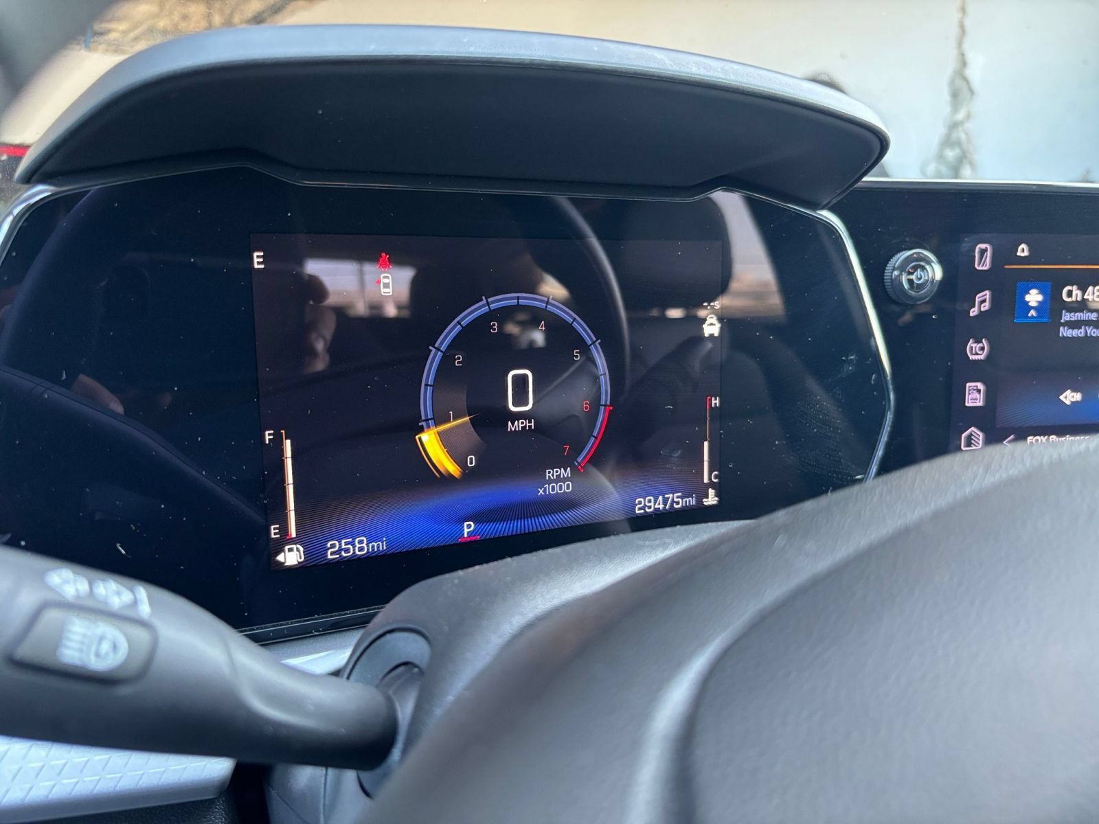 Used 2025 Chevrolet Trax LT FWD image 38