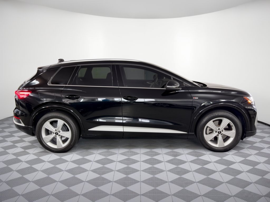 Used 2024 Audi Q4 e-tron Prestige AWD/4WD image 8