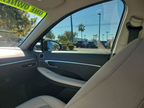 Used 2022 Hyundai Sonata SEL w/ Cargo Package image 3