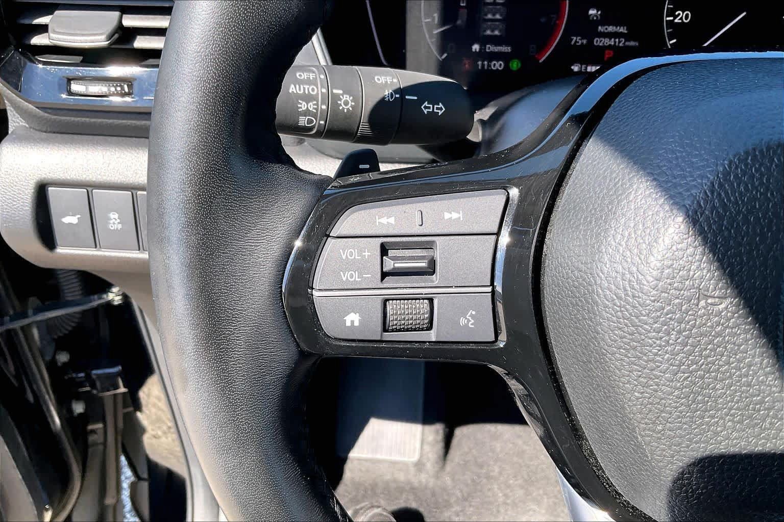 Used 2023 Honda Pilot Touring image 23
