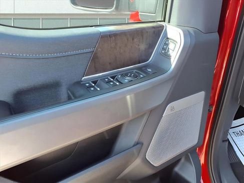 Used 2024 Ford F350 Lariat w/ Lariat Ultimate Package image 15