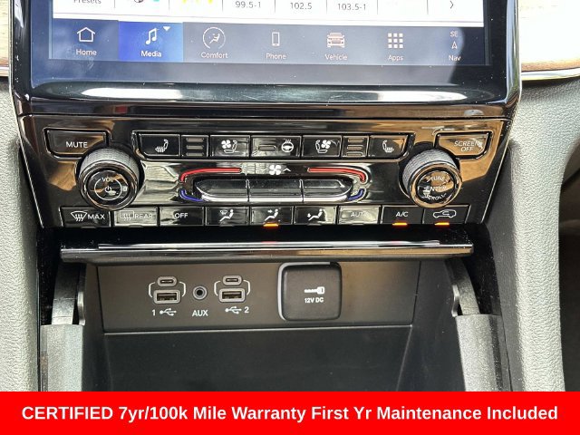 Certified 2024 Jeep Grand Cherokee L Summit AWD/4WD image 25