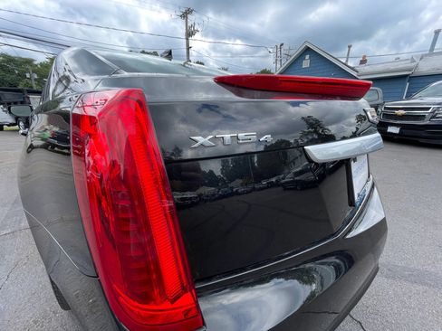 Used 2016 Cadillac XTS Premium AWD/4WD image 36