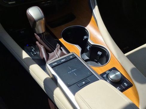 Used 2020 Lexus RX 450h AWD w/ Premium Package image 12