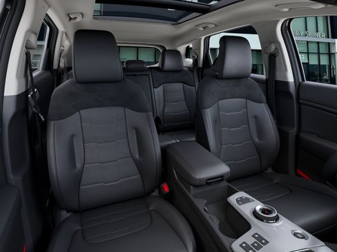 New 2026 Kia Sportage SX Prestige AWD/4WD image 16