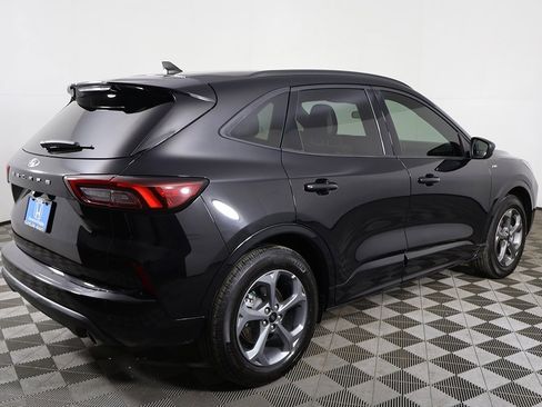 Used 2024 Ford Escape ST-Line w/ Tech Pack #1 image 9