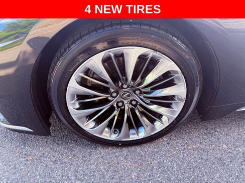 Certified 2023 Lexus LS 500 w/ Interior Upgrade Package image 4