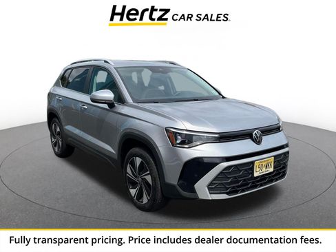 Used 2026 Volkswagen Taos SE AWD/4WD image 1