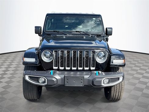 Used 2023 Jeep Wrangler Unlimited Sahara w/ Cold Weather Group image 2