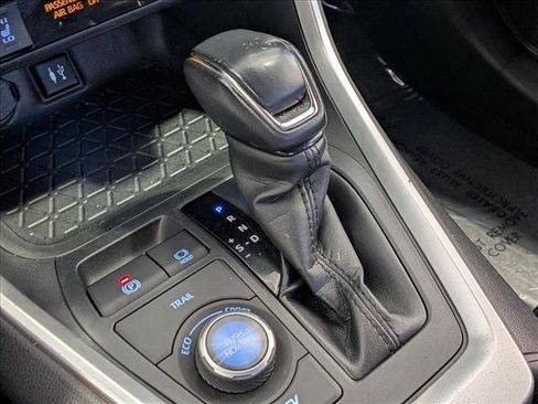 Used 2019 Toyota RAV4 XSE w/ Carpet Mat Package AWD/4WD image 12