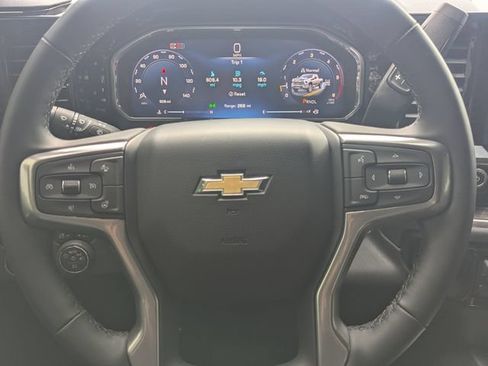 Used 2026 Chevrolet Silverado 2500 LTZ w/ LTZ Convenience Package AWD/4WD image 19